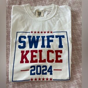 Swift/Kelce 2024 Comfort Colors T-Shirt, brand new, never worn